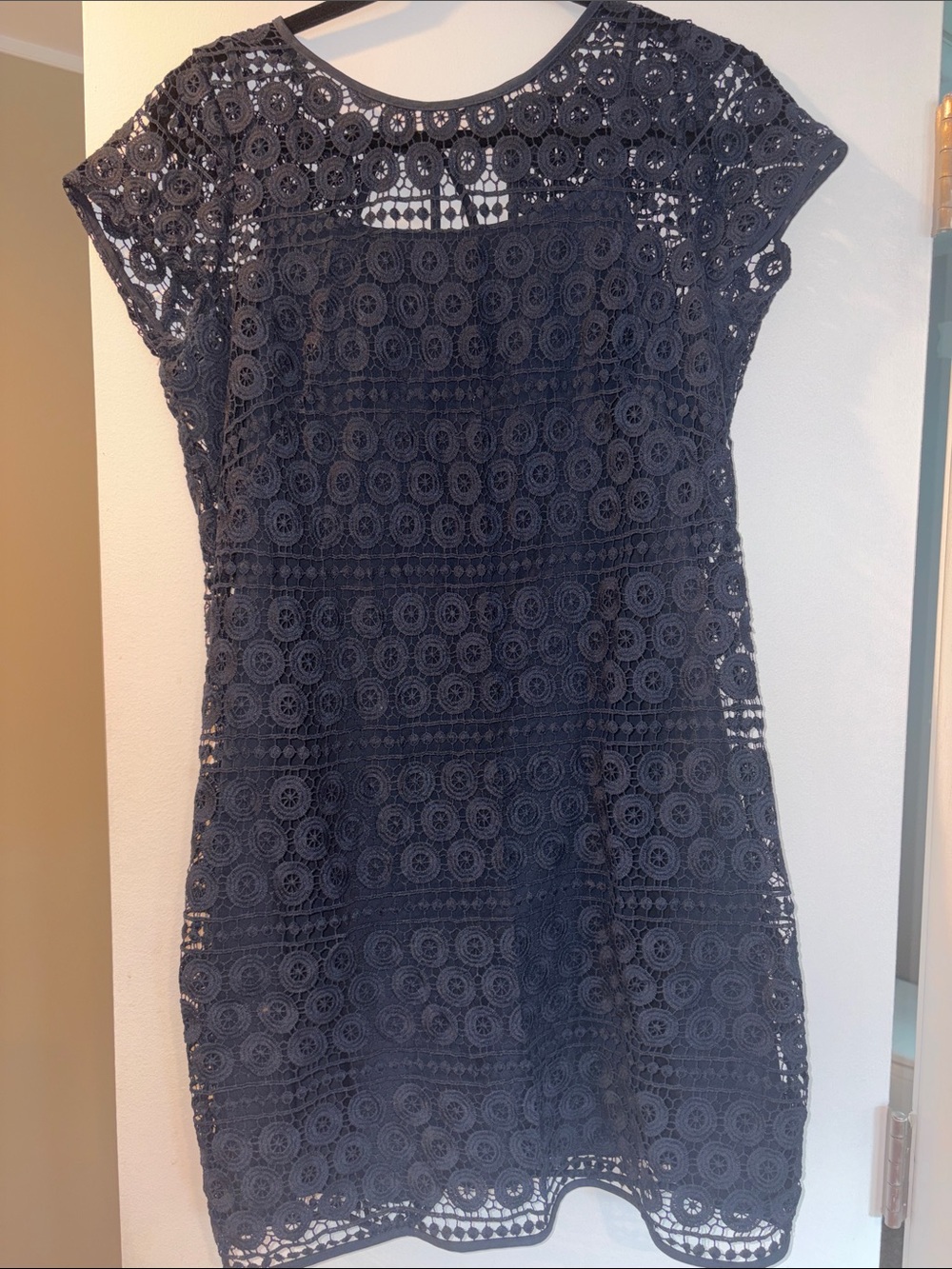 Loft Outlet - Women’s Navy Lace Overlay Short Sleeve Dress (Back-Tie Detail) -6P